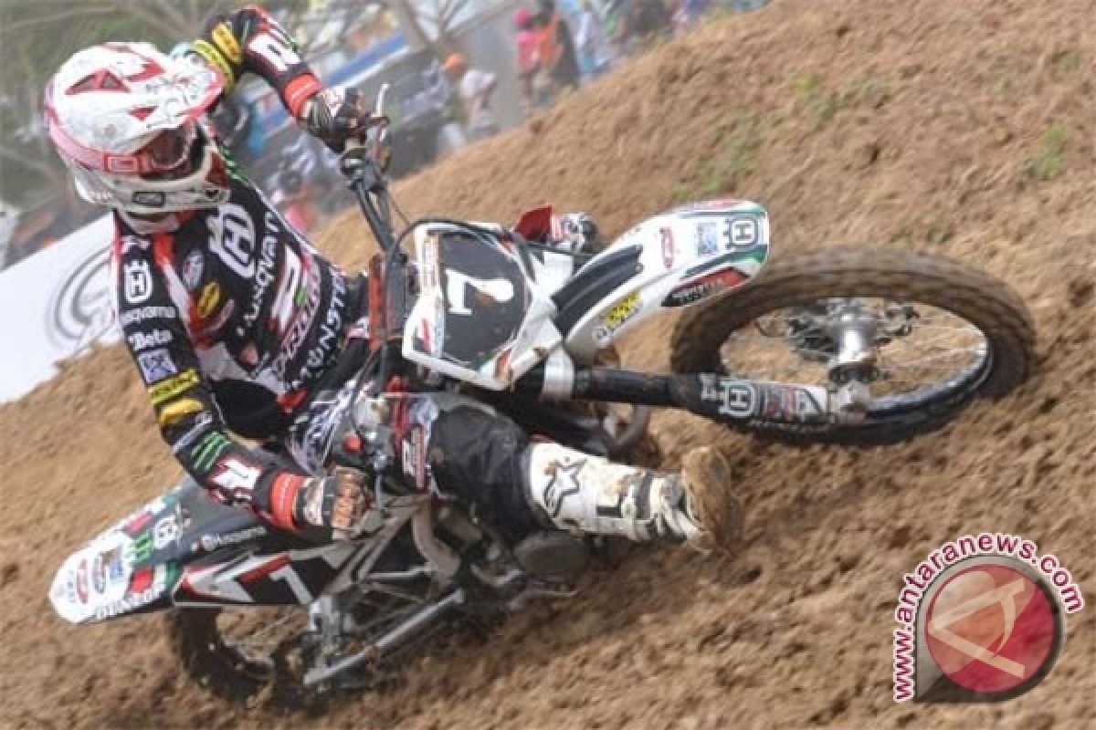 Stewart juarai  "Indonesian Motocross' seri pertama