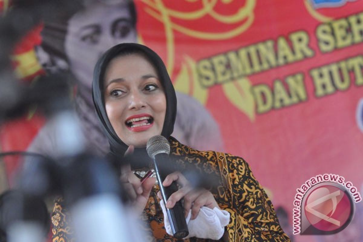 Marissa Haque: Dari artis hingga berkarier sebagai politikus PDIP-PAN