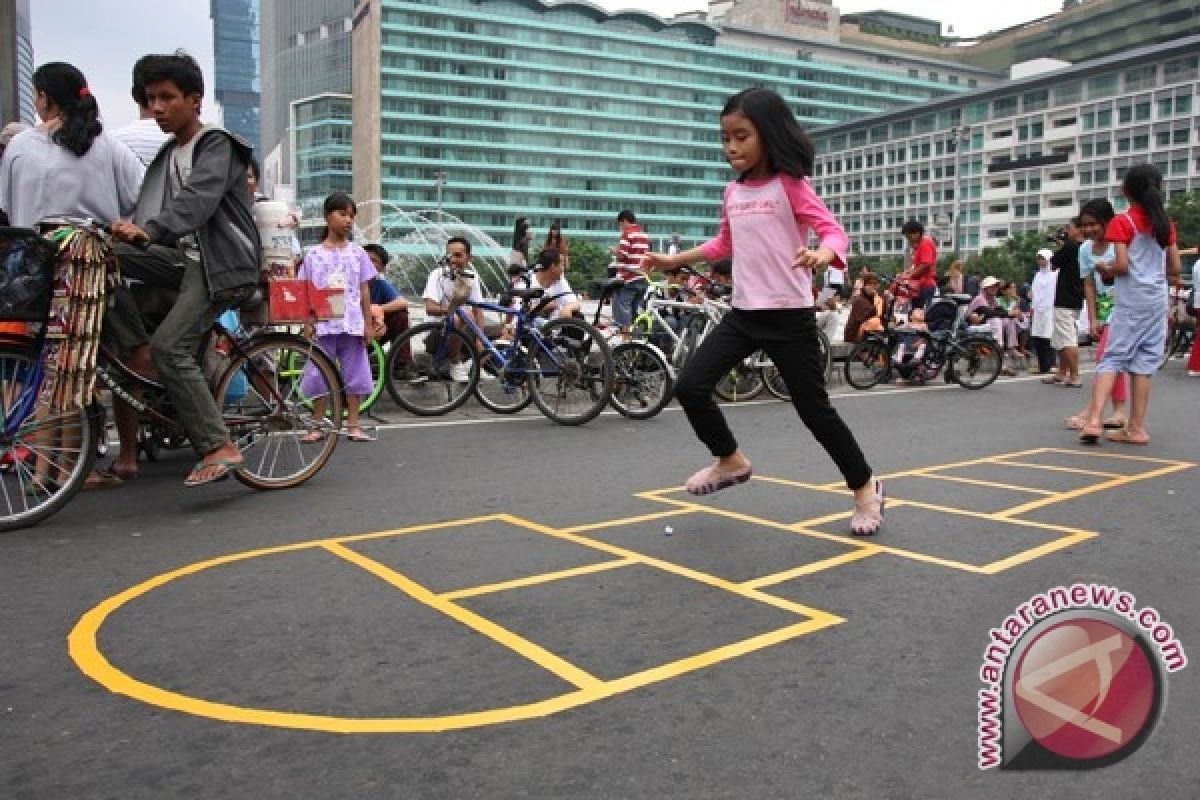  Anak Indonesia diajak mengenal permainan tradisional