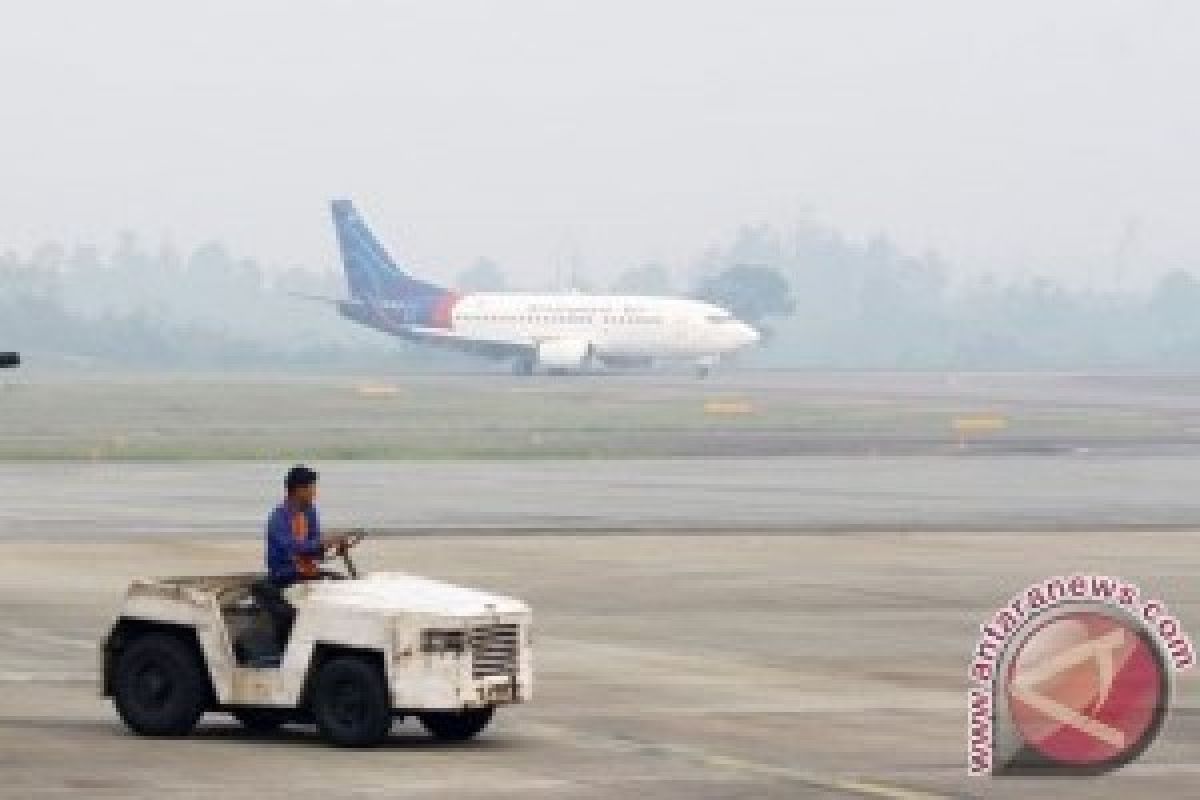 Jarak Pandang Bandara Hang Nadim 700 Meter