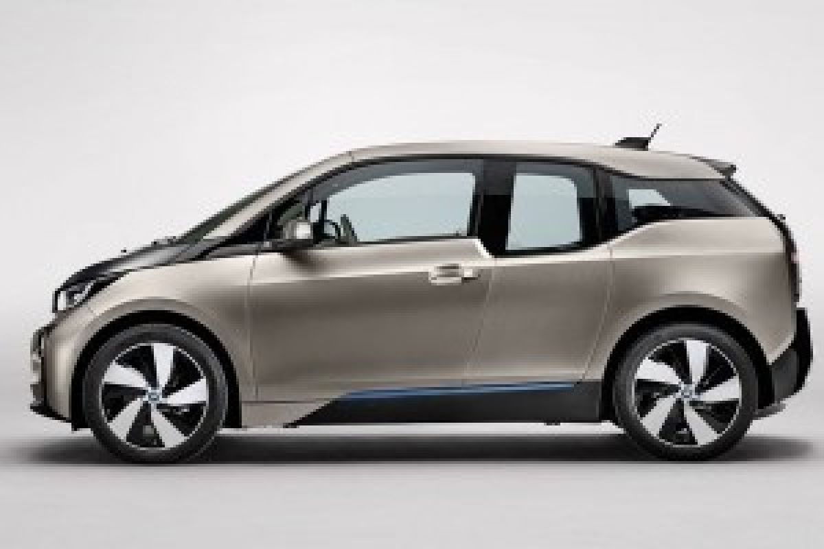 Alasan BMW Luncurkan Mobil Listrik i3