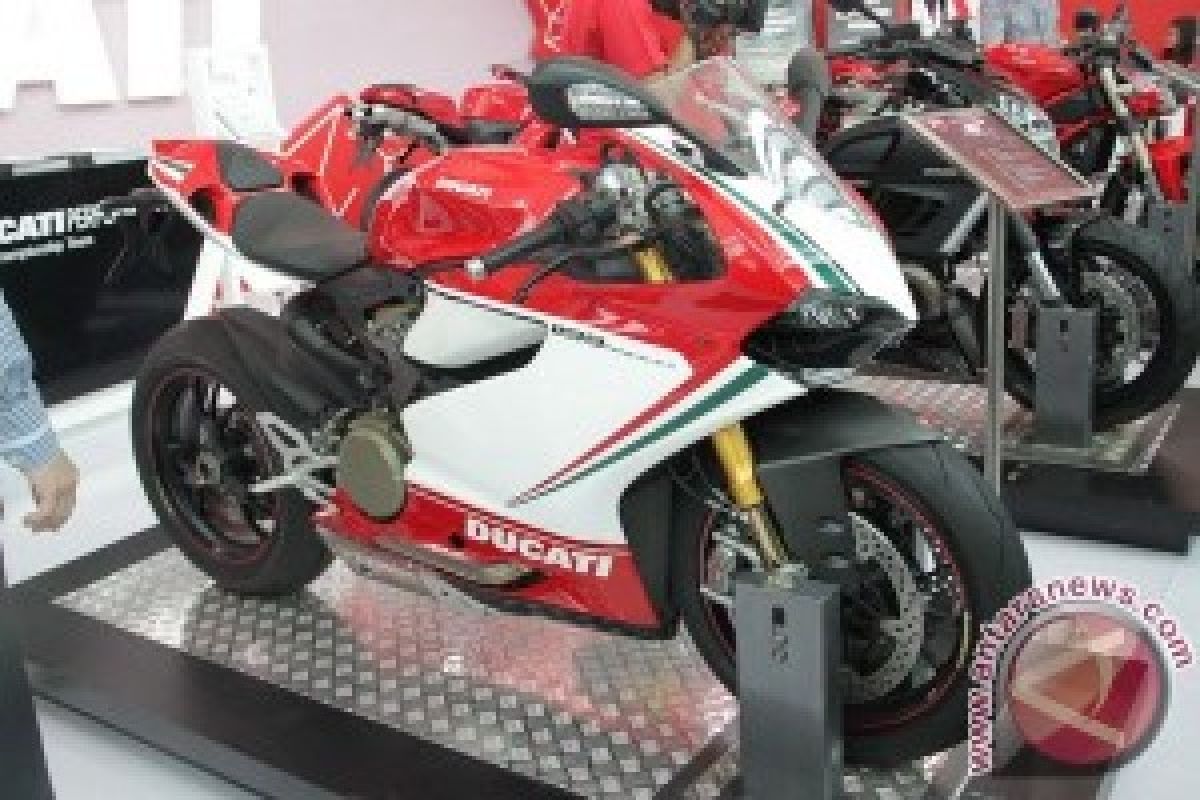 Ducati Superbike 1199 Tricolore Berharga Rp600 Juta