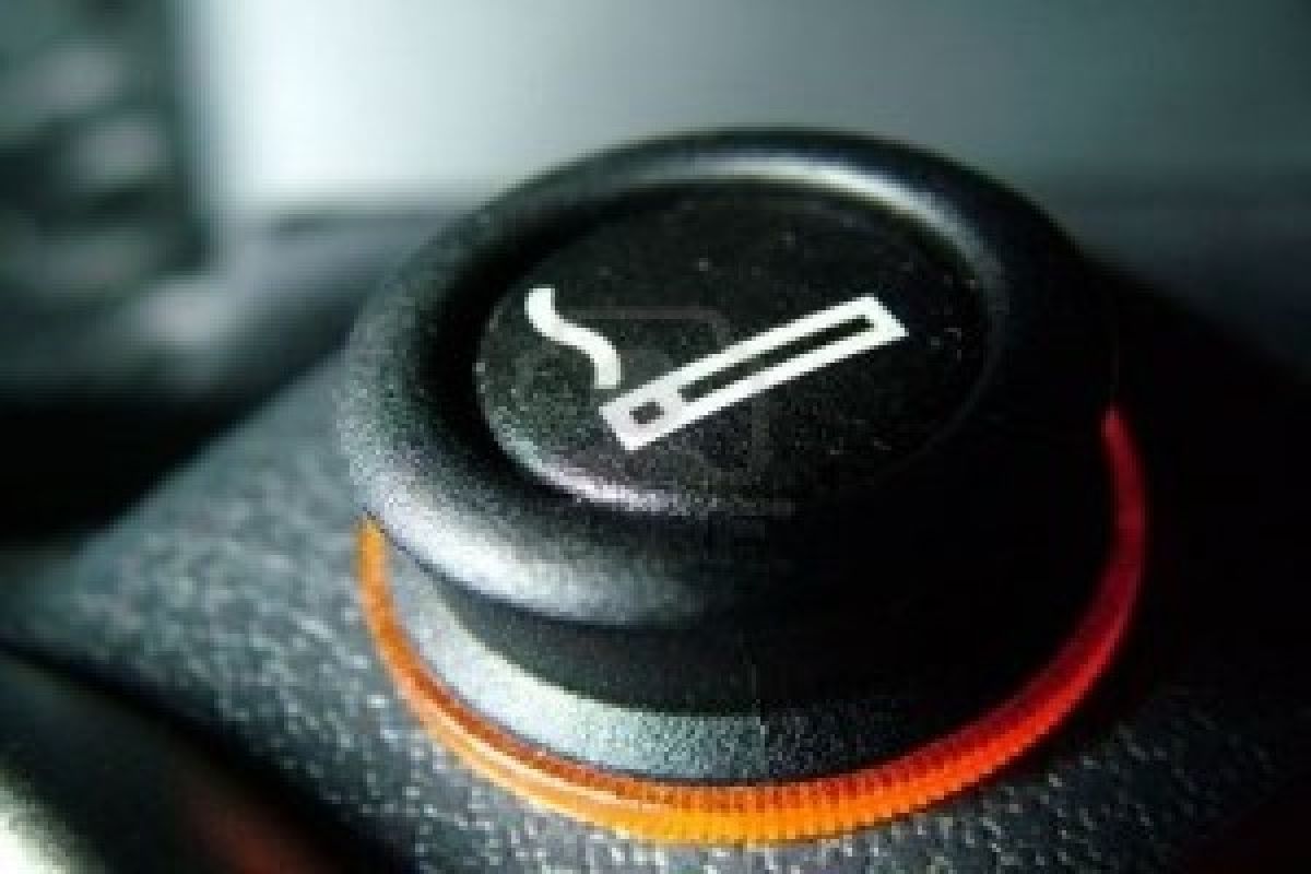 Mobil Hyundai Segera Ganti "Lighter" Dengan USB