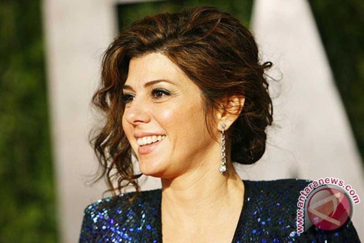 Marisa Tomei bintangi film Robot