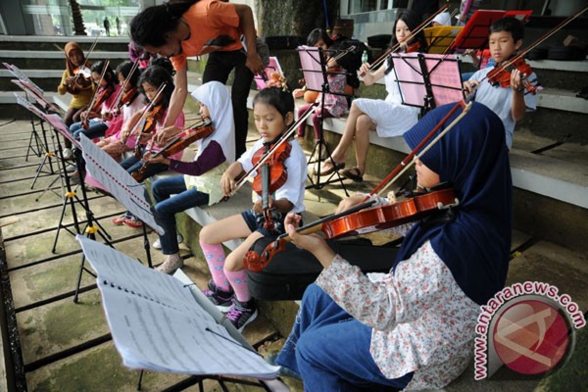 Bermusik berguna tingkatkan kemampuan ingatan di usia senja