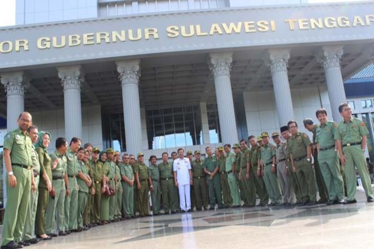 Gubernur: Saya Puas Kehadiran PNS Upacara Gabungan 