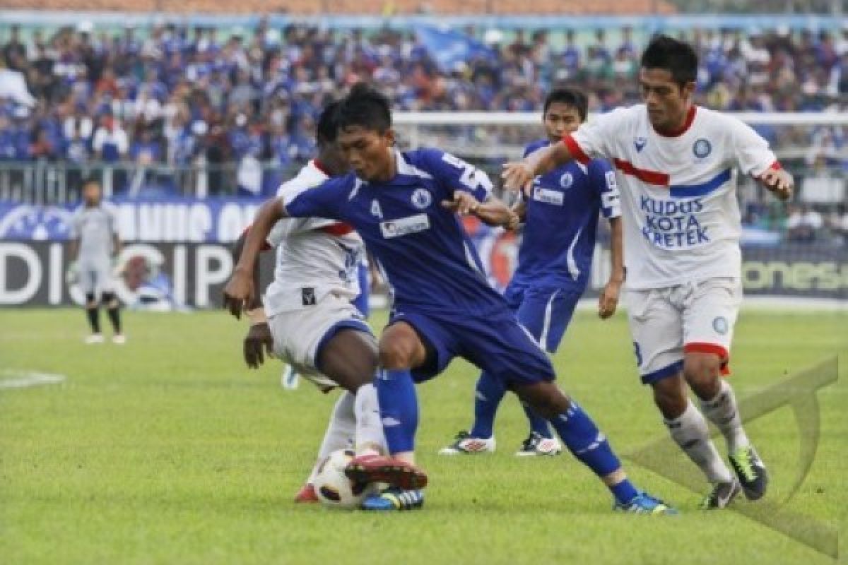 PSCS Kalahkan Persika