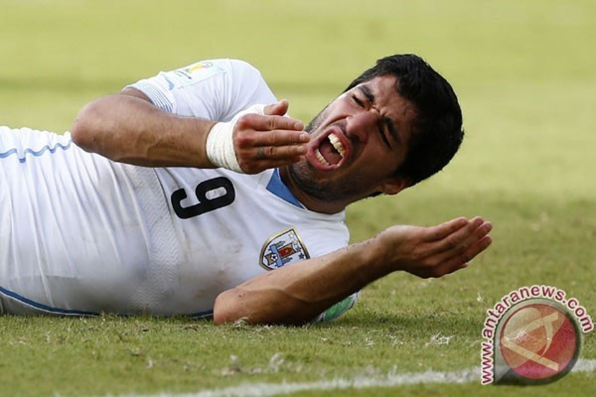 Sponsor Bersiap Jauhi Luis Suarez