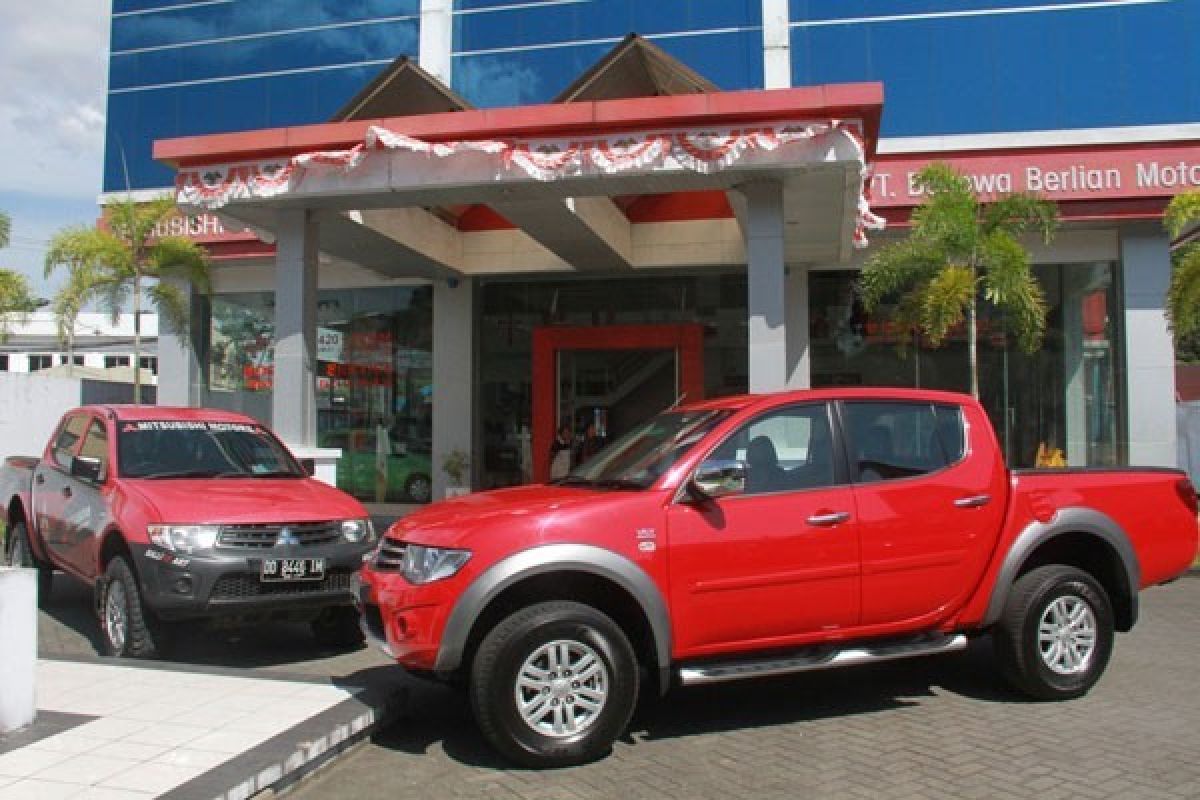 Mitsubhisi Strada Triton Pilihan Untuk Melintasi Medan Berat