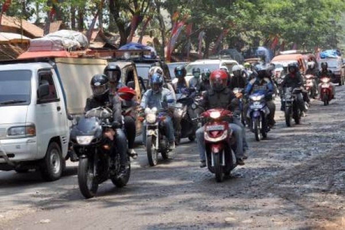 Jalur Alas Roban Batang Padat Lancar