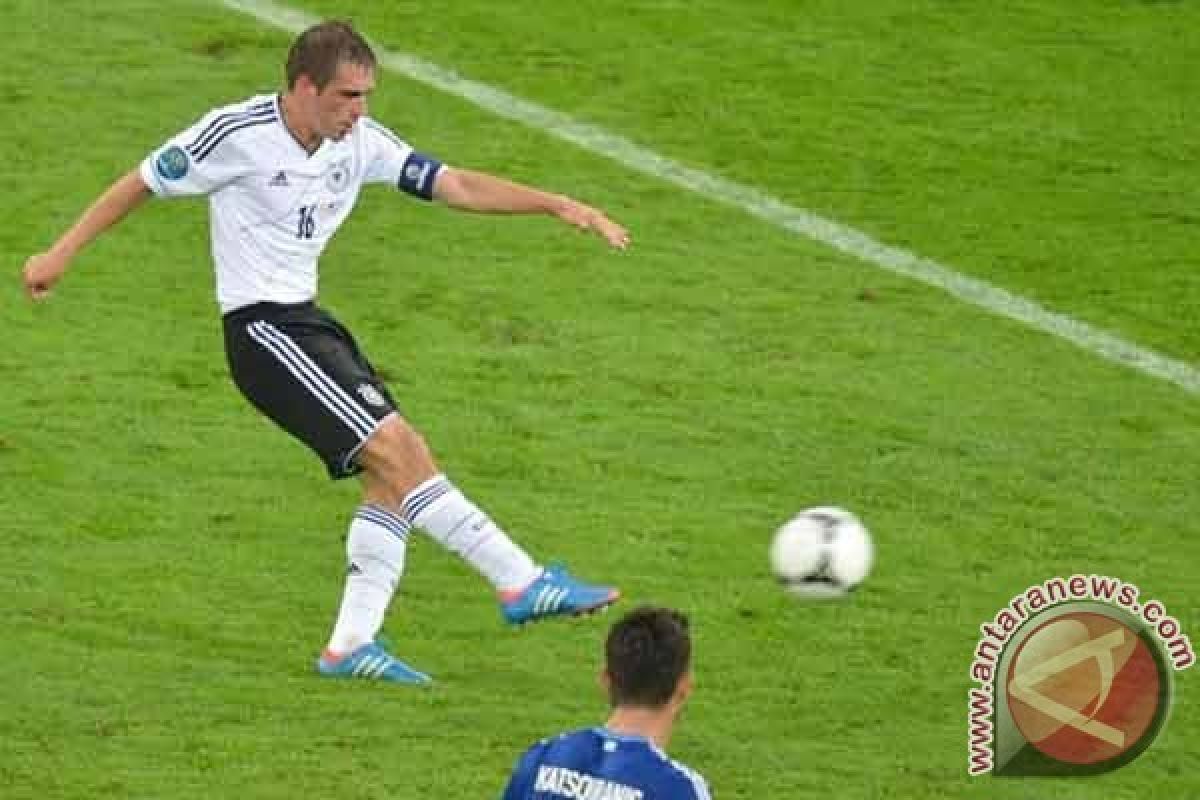 Lahm Pensiun dari Timnas Jerman