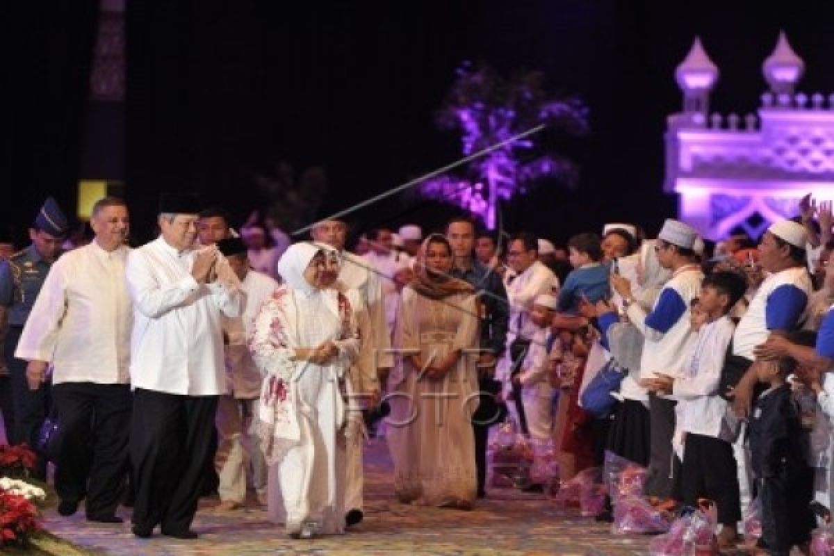 Presiden Buka Puasa Bersama Ribuan Anak Yatim