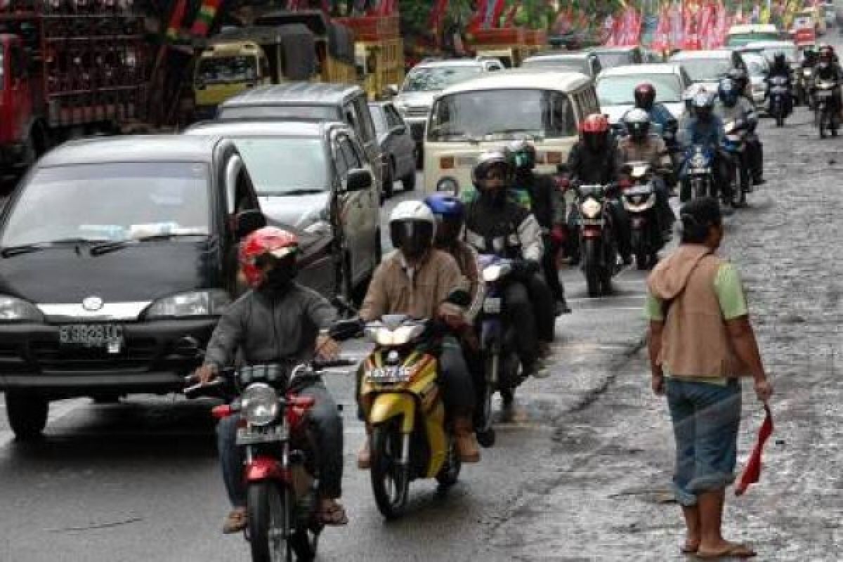 Pemudik Masih Banyak yang  "Mengaspal" di Alas Roban