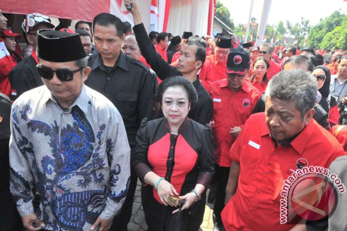 Megawati hadiri upacara di DPP PDI Perjuangan