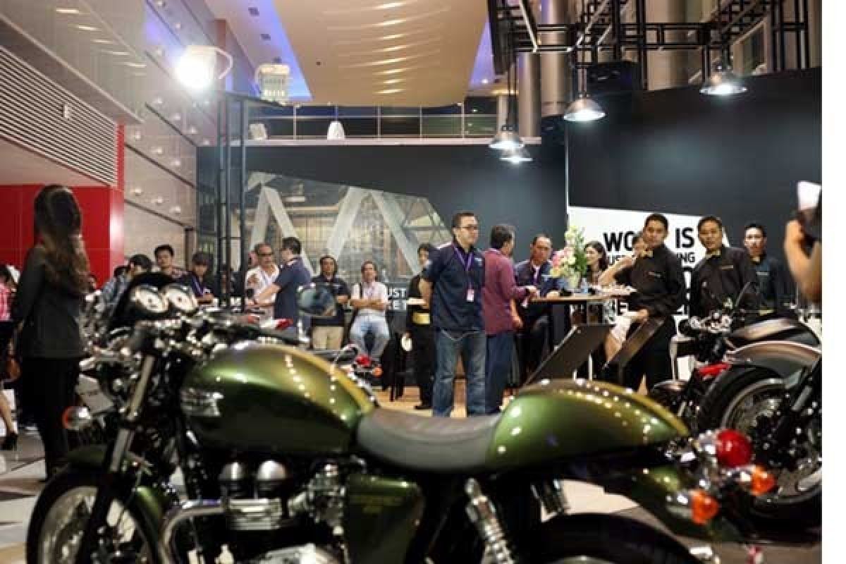 Triumph Seharga Ratusan Juta Rupiah Laku 10 Unit di IIMS