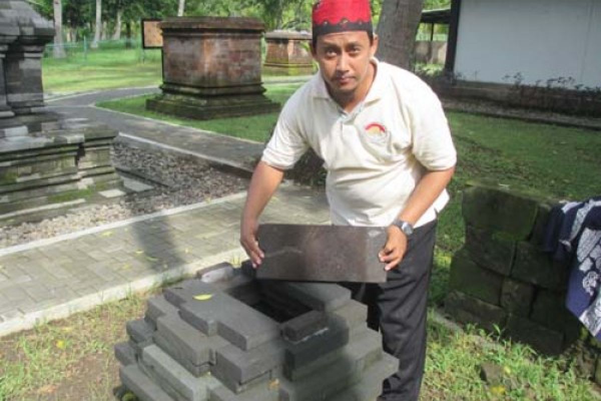 Hati-Hati Sulut Lilin dan Dupa di Borobudur!