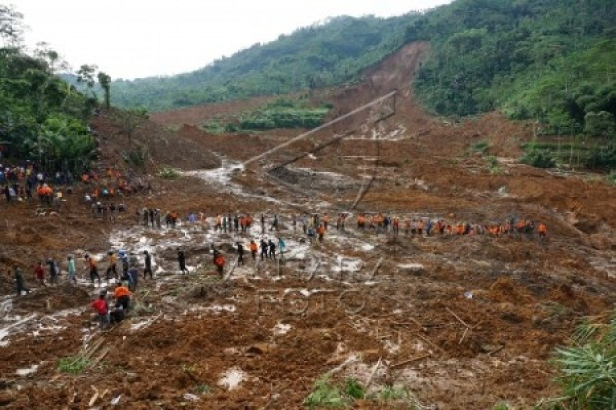 Kembali Belajar pada Bencana Longsor Banjarnegara