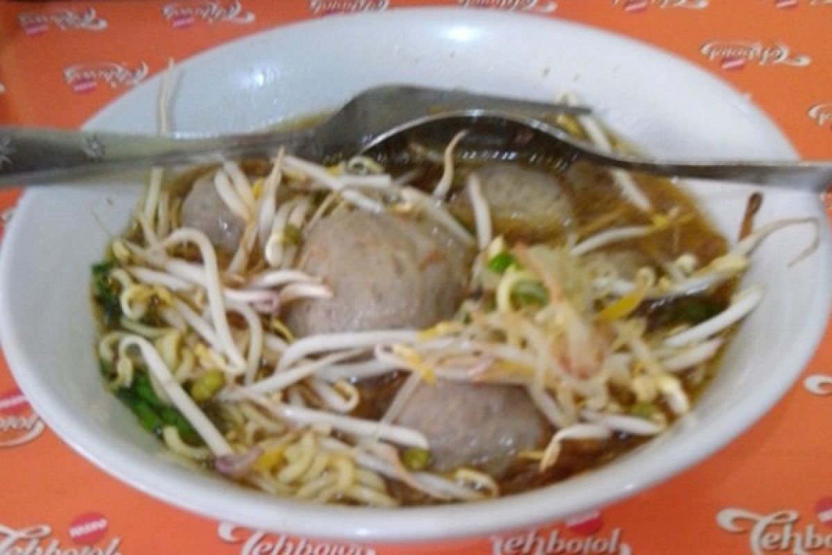 Kelezatan Bakso Lima Warung Ini Diakui