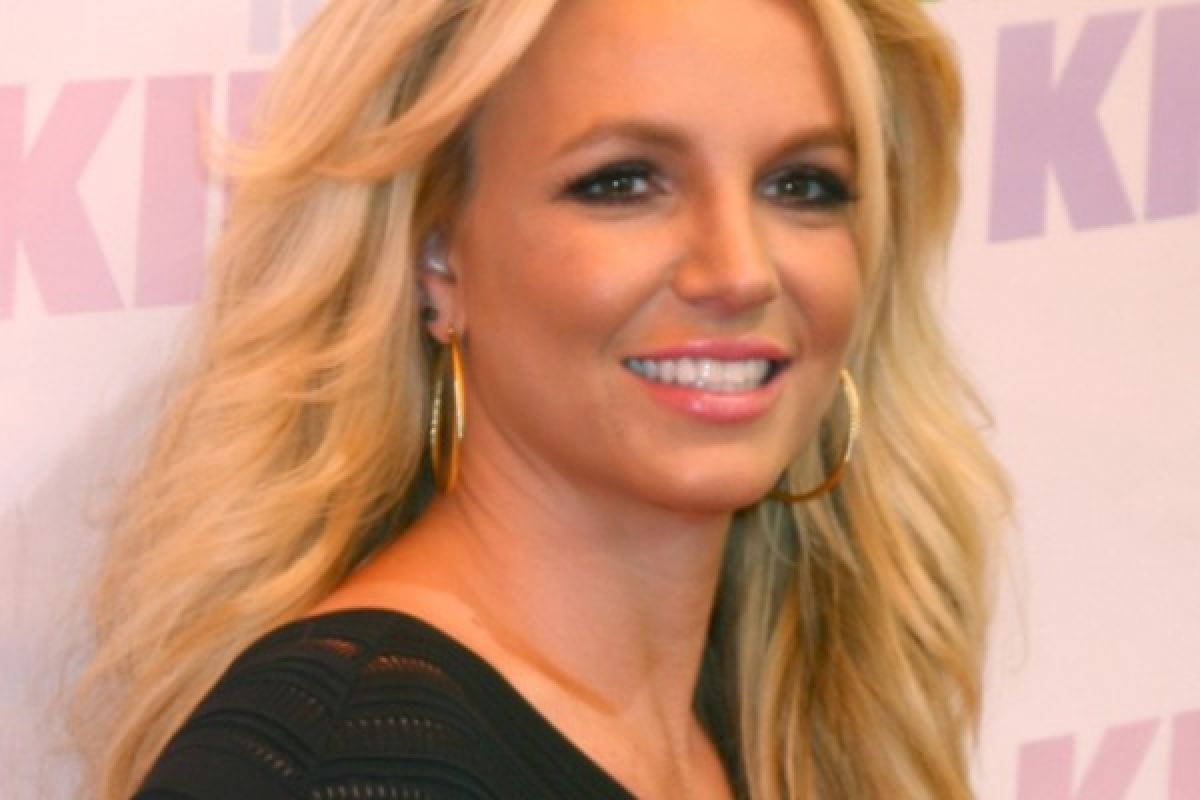 Eks Kekasih Britney Spears Tewas Ditembak di Afghanistan