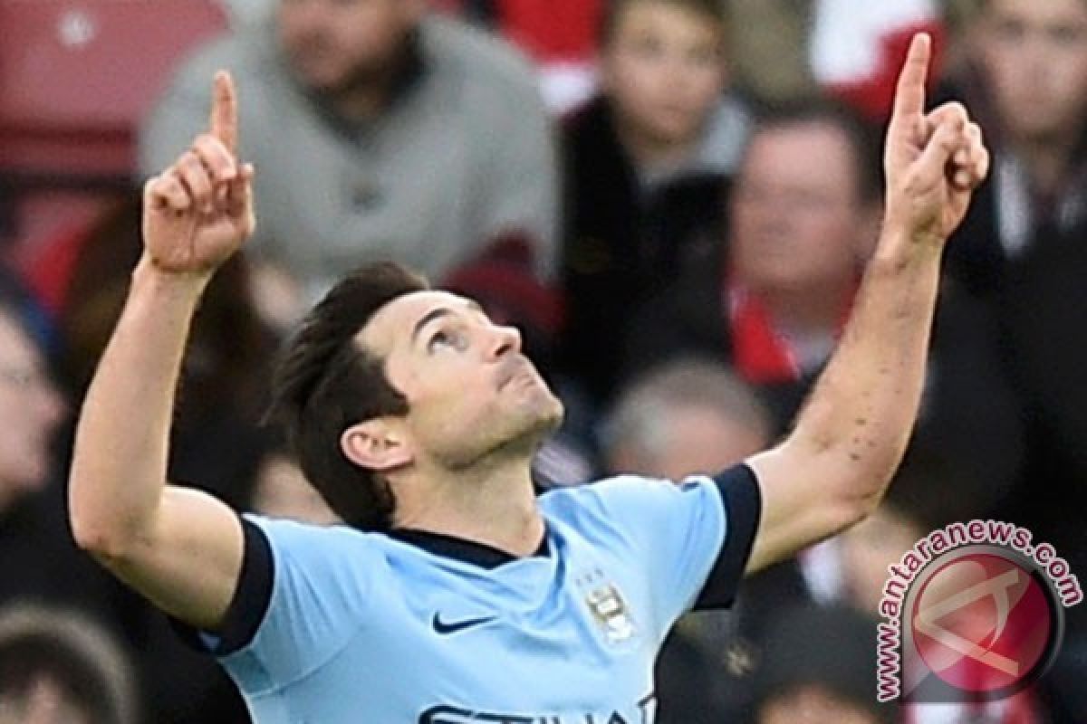 Chelsea Lawam City, Lampard Antara Cinta dan Galau