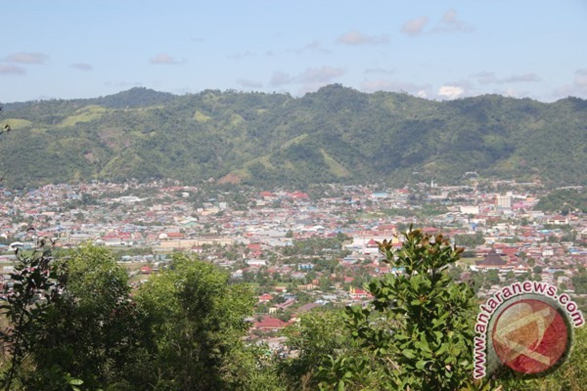 Pemkot Jayapura bertekad tanam 10.000 pohon saat Hari Lingkungan Hidup