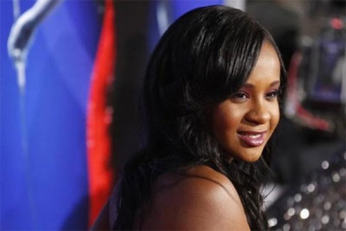 Kondisi Terbaru Bobbi Kristina, Anak Whitney Houston