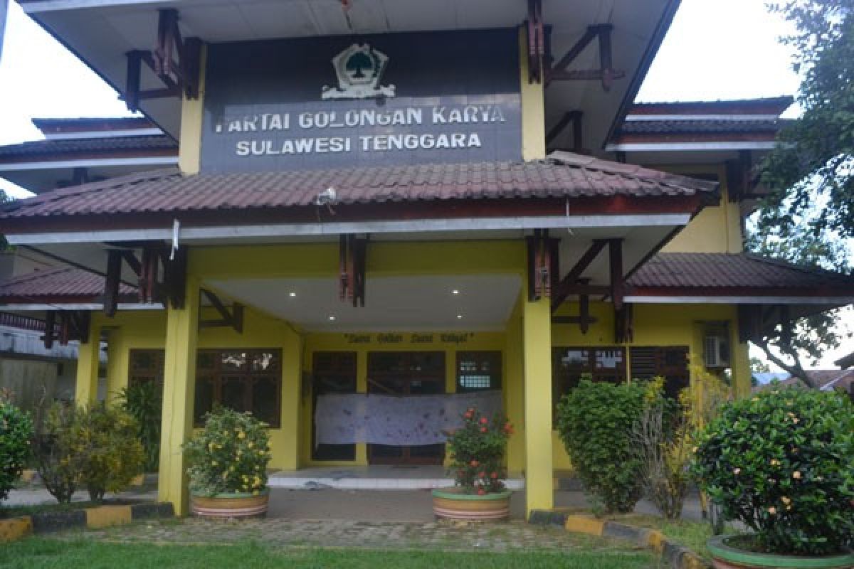 Kantor Partai Golkar Sultra Disegel 