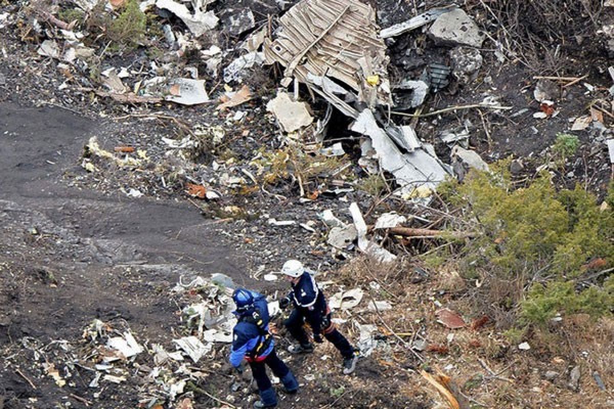 Pasca-Germanwings, Jerman Terbitkan Aturan Kokpit Dua Orang