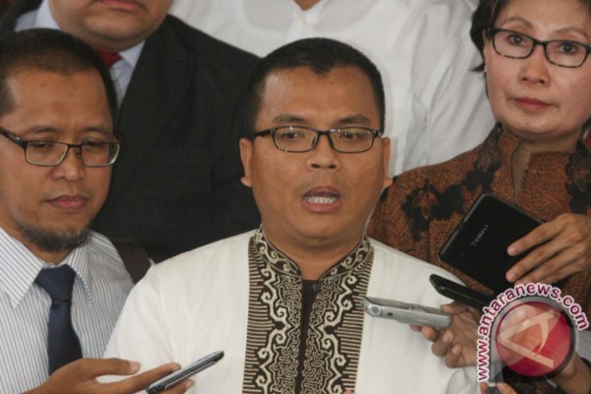 Amir Syamsudin Minta Denny Indrayana tidak Lempar Tanggung Jawab