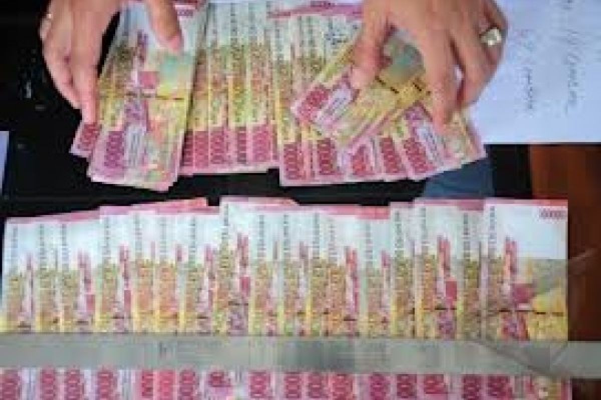 Valbury: Pelemahan Rupiah Belum Terlalu Pengaruhi Saham