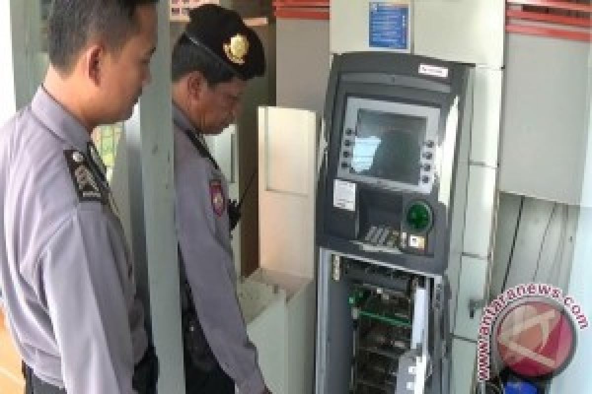 ATM Bank BRI dan Mandiri Dilinggis Komplotan Rampok