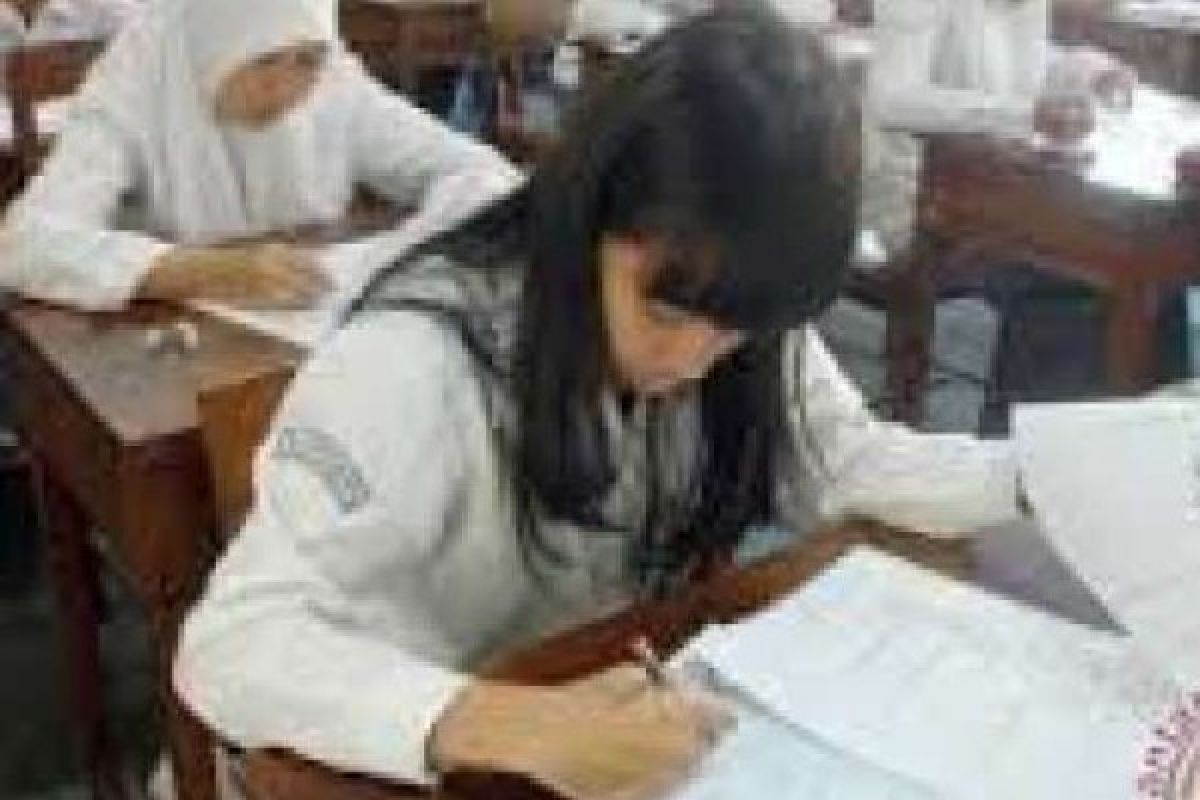 Tujuh Siswa Dumai Batal UN Akibat "Dropout"