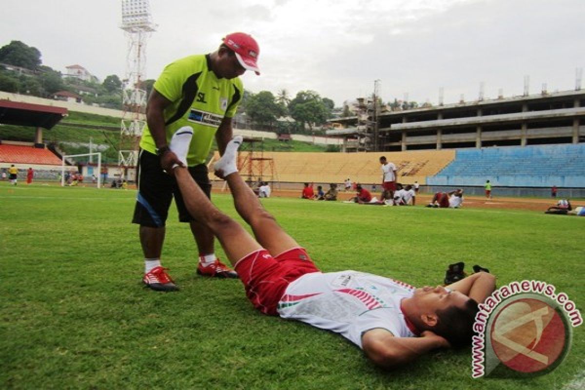 Ricardo Salampessy masih pemulihan cedera otot paha