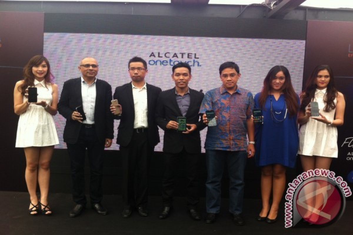 Lazada Hadirkan Alcatel Flash Plus Secara Eksklusif