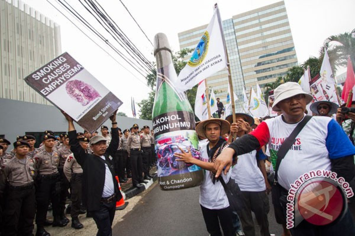 Perlunya penelitian lebih lanjut soal wacana aturan kemasan rokok polos