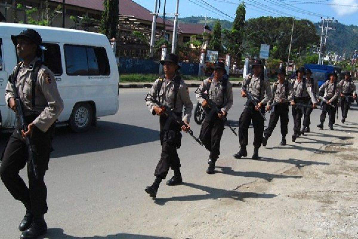 Polres Jayapura Kota kerahkan 400 personil pengamanan ibadah malam Natal 