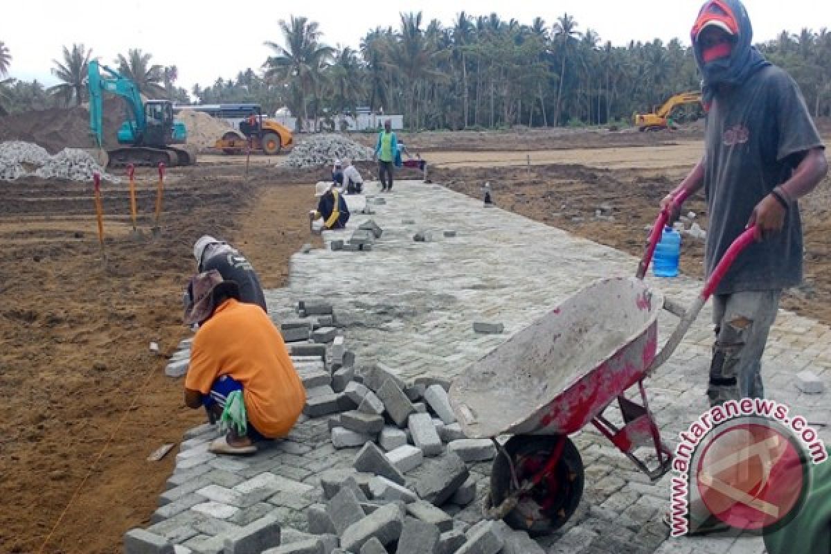 30 Kamar Mandi Portable Di Lokasi Sail Tomini