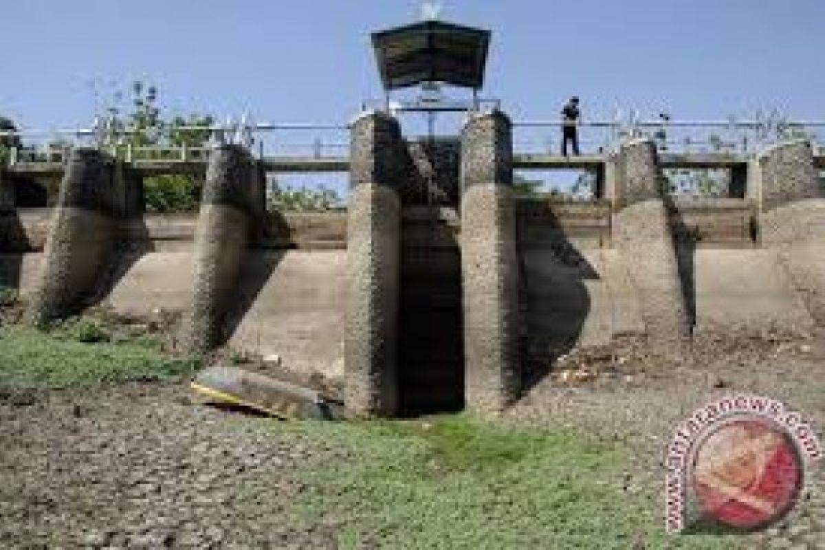  Lima Waduk di Jateng Mulai Mengering