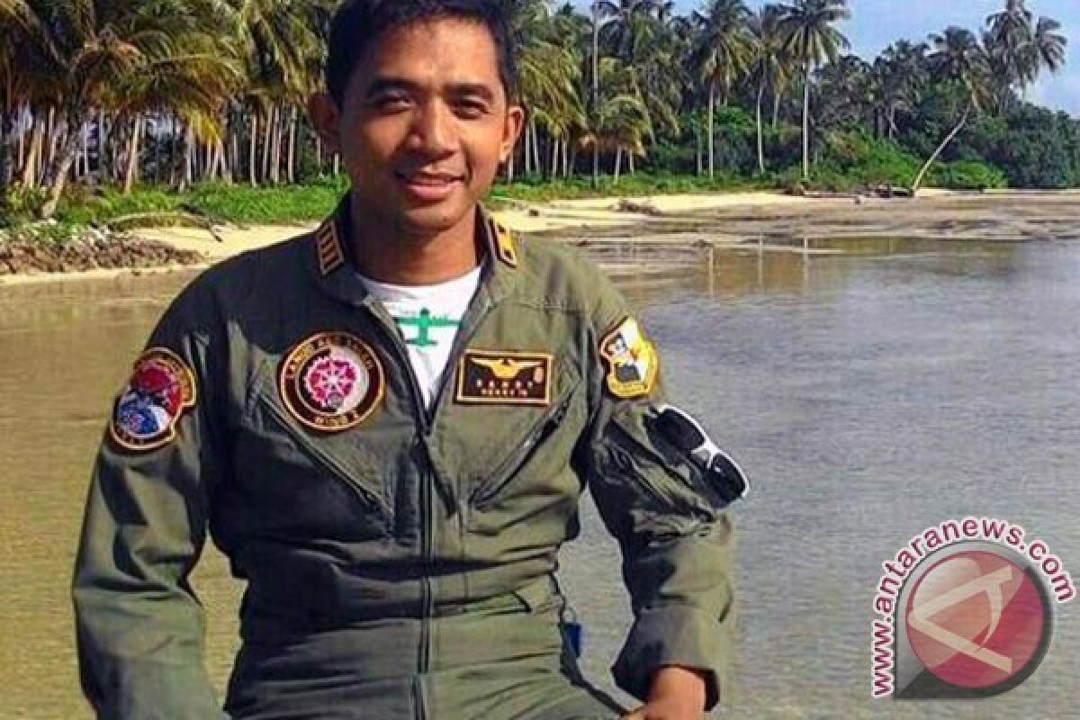 Sahabat Pilot Hercules: Kapten Sandy Sosok Berprestasi, Teman Menyenangkan