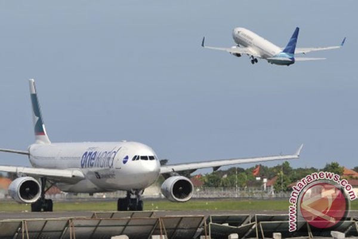 Bandara Ngurah Rai Ditutup Sementara Akibat Gunung Raung