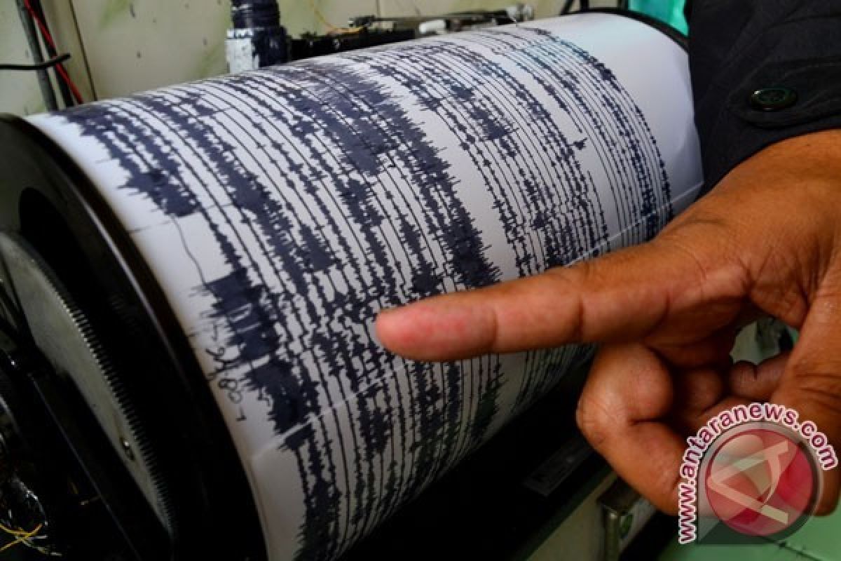 Quake Rocks Southern Central Java