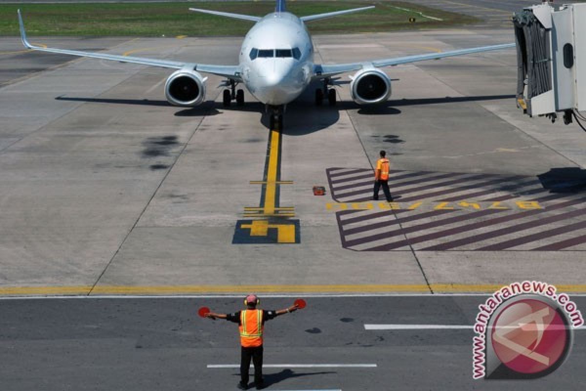 Bandara Ditutup Gara-gara Penumpang Sableng Bakar Pesawat