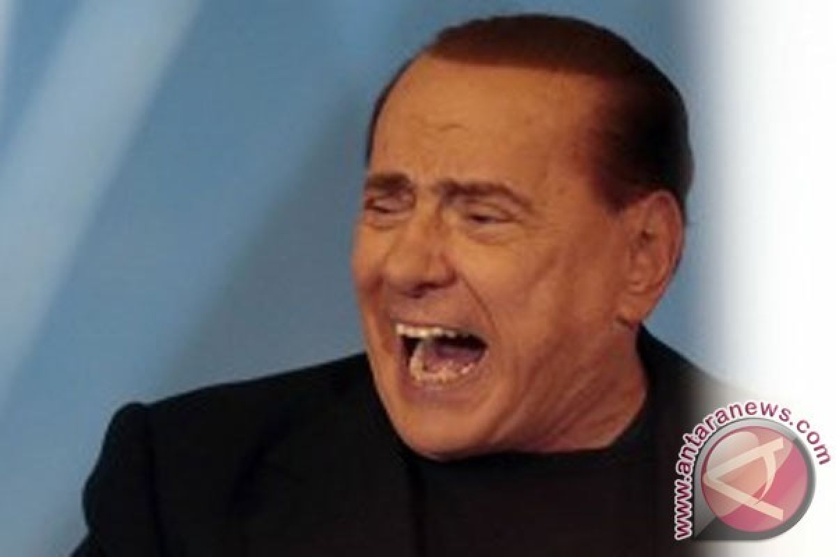 Berlusconi Setuju Jual Saham AC Milan Pada Akhir September