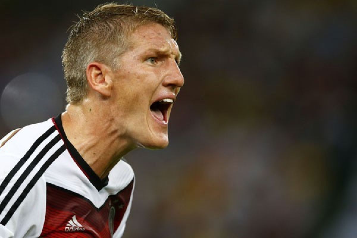 Bastian Schweinsteiger "Terkejut" Sambutan di Old Trafford