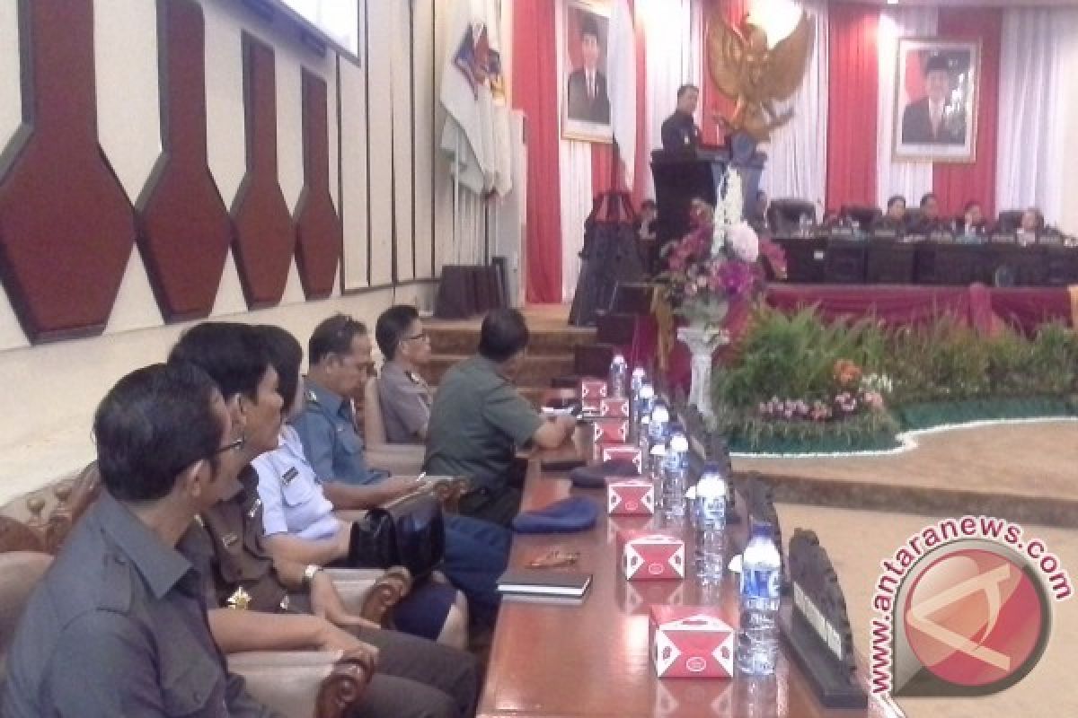 DPRD paripurna kesepakatan KUA-PPAS perubahan APBD 2015