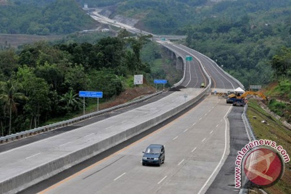 Jalan Tol Bawen-Salatiga Dioperasikan pada 2016