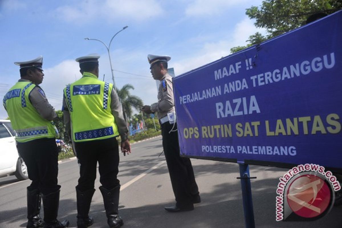 Polisi akan tetap tilang kendaraam telat pajak