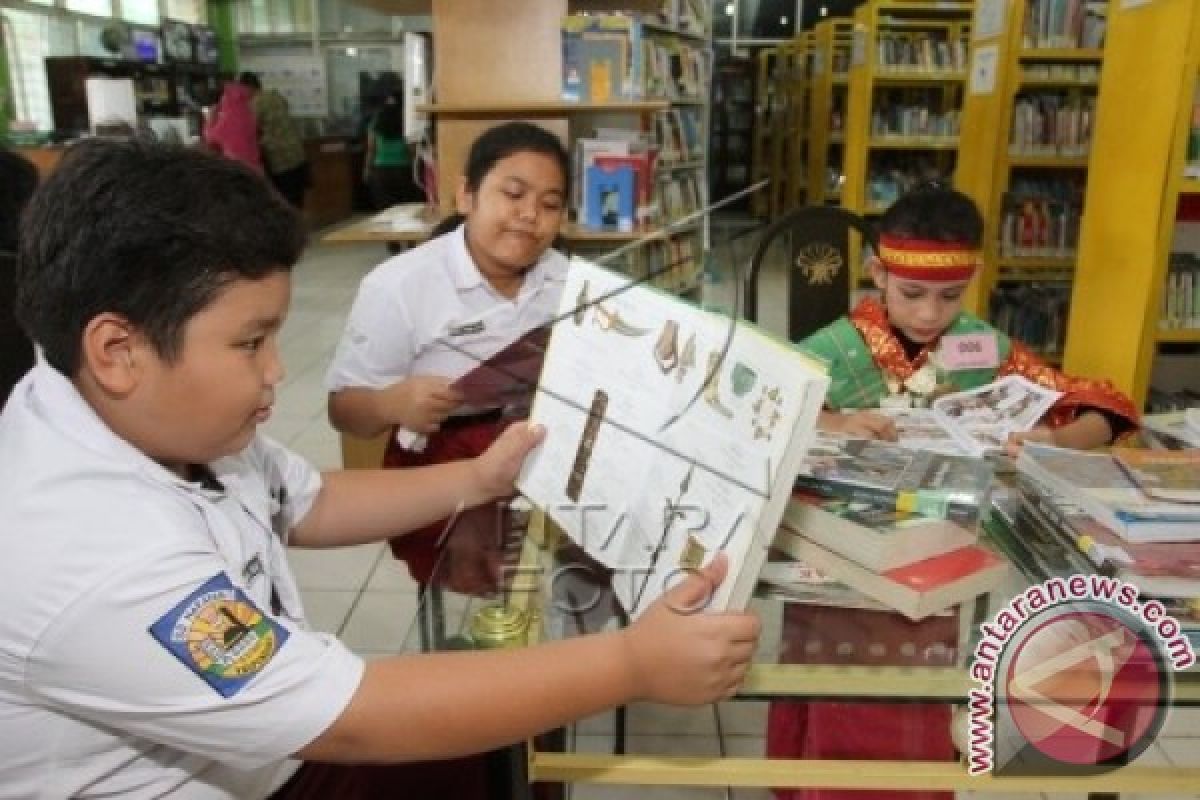 Menteri Puan ajak Ibu Indonesia budayakan membaca