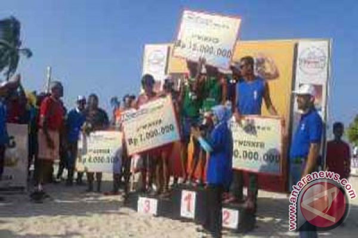 Tim Putra Jatim Juara Kejurnas Voli Pantai Di Sultra