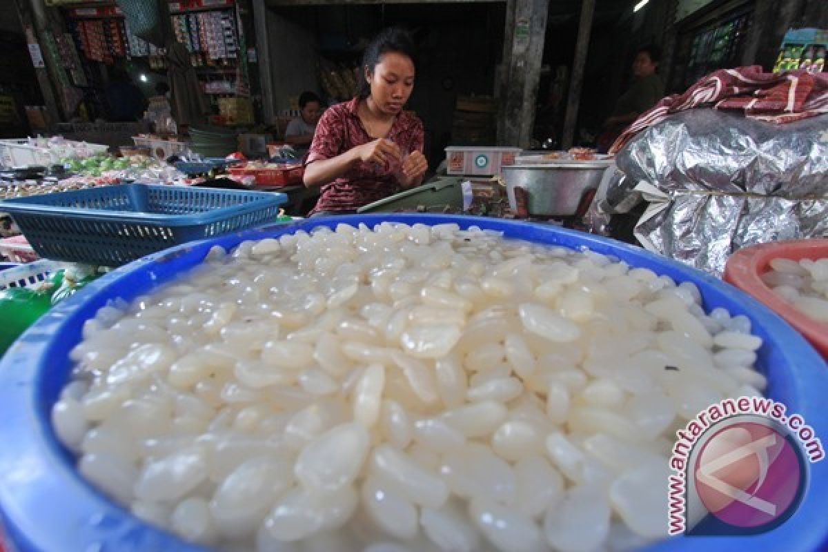 Kolang-Kaling Berformalin Ditemukan di Kudus